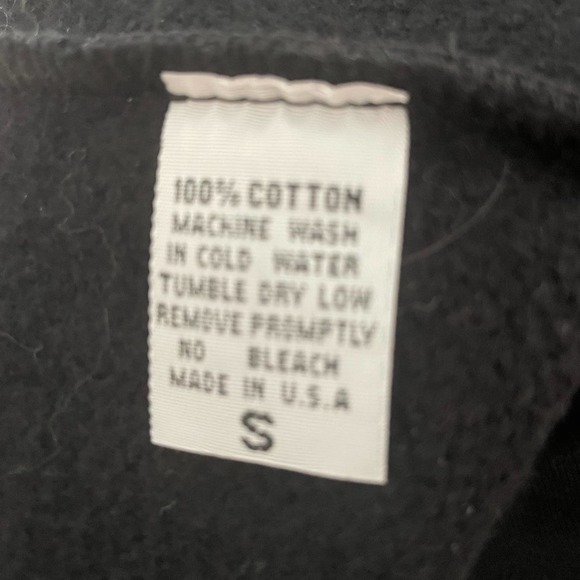 simple gospel aint nothing like a woman black red lips sweater size small - Picture 7 of 7